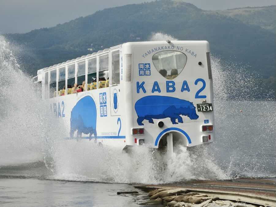 山中湖水路兩用KABA巴士